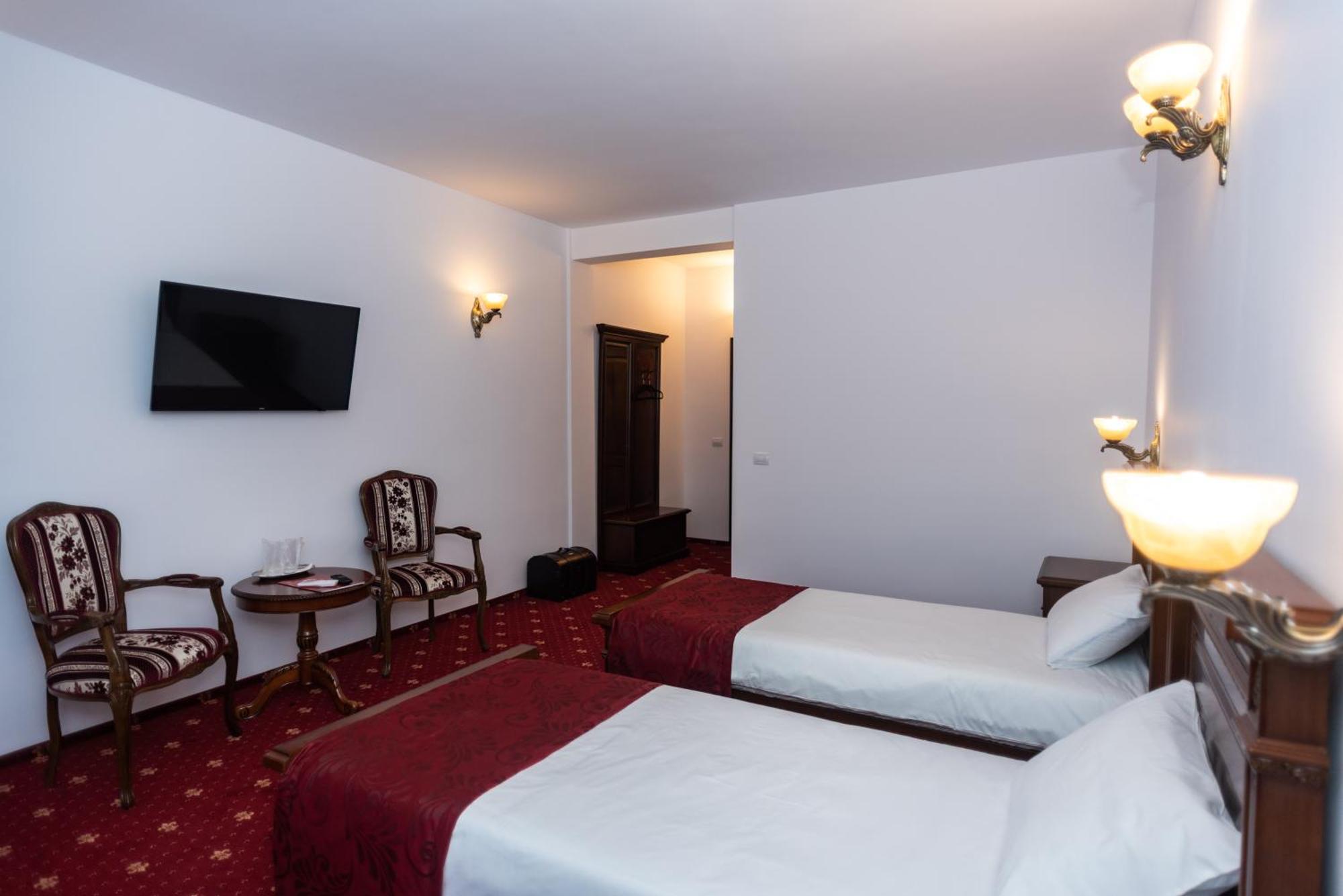 Tango Margo Hotel Valea Lupului  Exterior photo